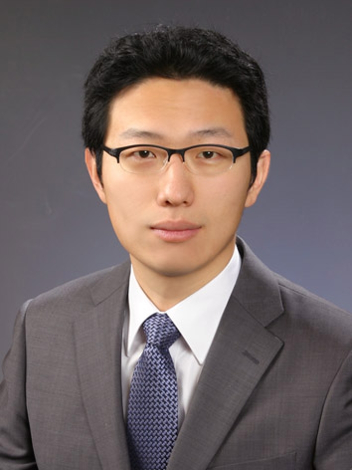 창의융합학과 이재현 교수, OLED 효율·수명 동시에 높이는 새로운 계면 설계 전략 제시 이미지