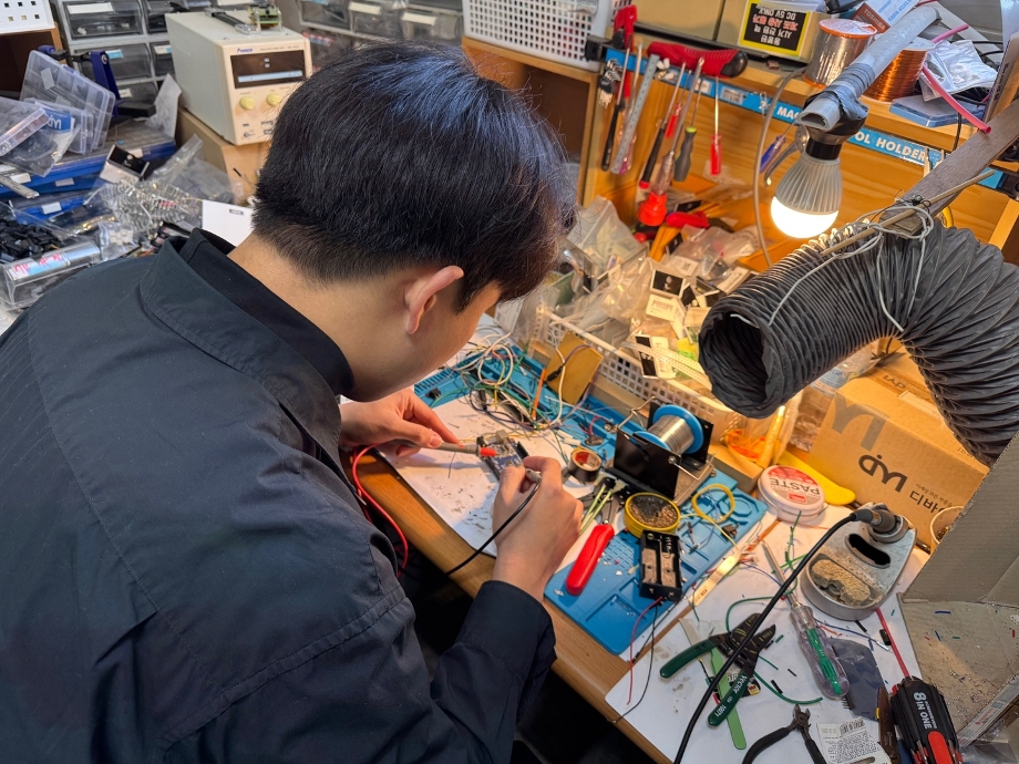 Semiconductor Specialized University Support Project 이미지