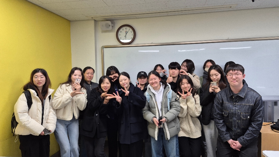 2025학년도 토익 동아리(토익스토리) 선배가 알려주는 토익 고득점 특강 이미지