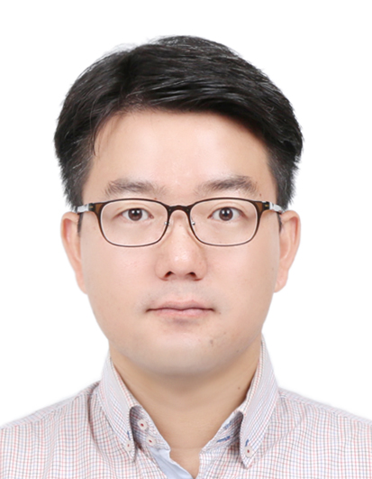 국제교류원 원장 권기석 사진
